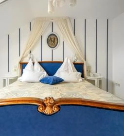 Szárcsa Hotel