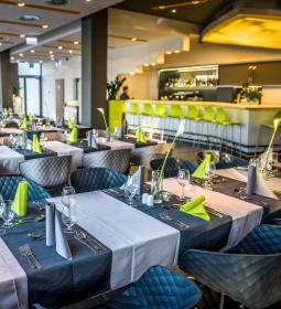 Best Western Plus Lakeside Hotel 