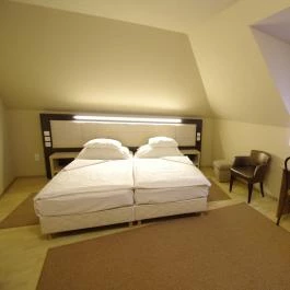 Hotel Vadászkürt Székesfehérvár - Szobák