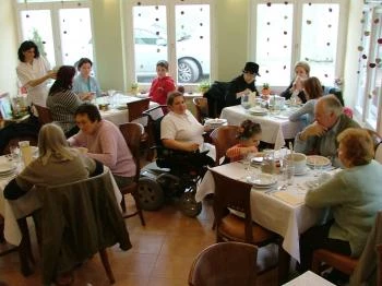 Ízlelő Családbarát Étterem Szekszárd