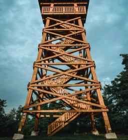 Bati-kereszt kilátó