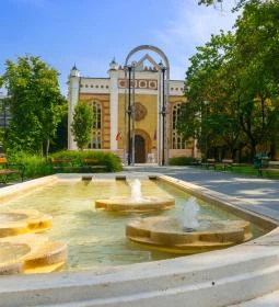 1. legjobb látnivaló: Művészetek háza