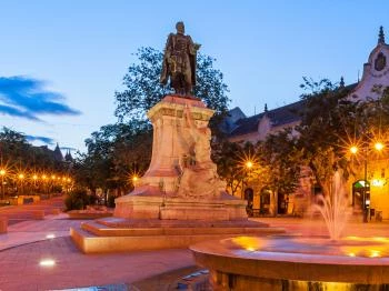 Garay János-szobor Szekszárd