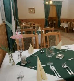 Festetich Kastélyszálló Ezüsthárs étterem