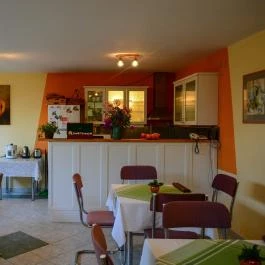 Vadrózsa Panzió Szentendre - Vendéglátás