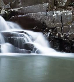 Dömörkapui vízesés 