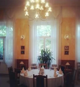 Páterház Panzió & Étterem