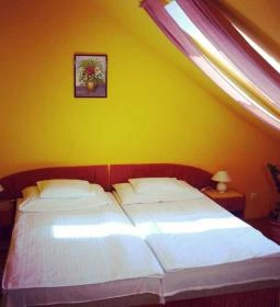 Páterház Panzió & Étterem