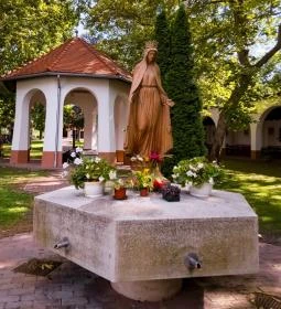 Petőfiszállás - Pálosszentkút kegyhely