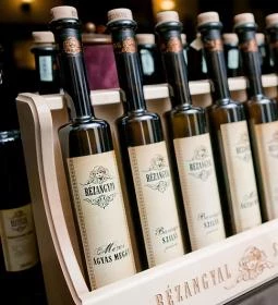 Andante Hotel és Étterem