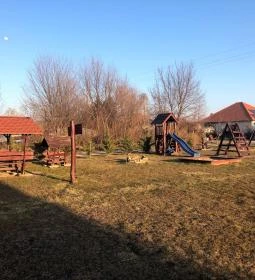 Duna Parti Vendégházak