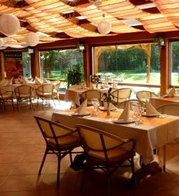 Rosinante Stílusos Vidéki Szálloda étterme