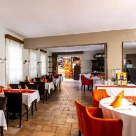 Gastland M0 Hotel Szigetszentmiklós - Vendéglátás