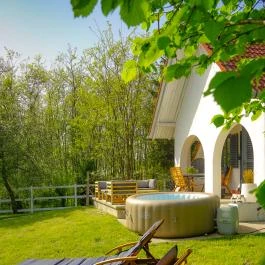 Fehér Borház Szigetvár - Külső kép