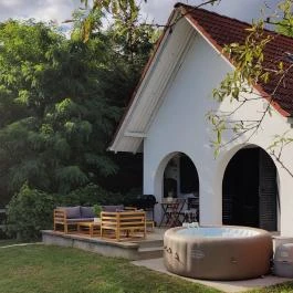 Fehér Borház Szigetvár - Külső kép