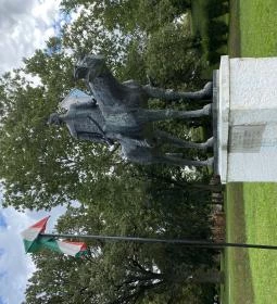 Zrínyi Miklós hadvezér lovas szobra