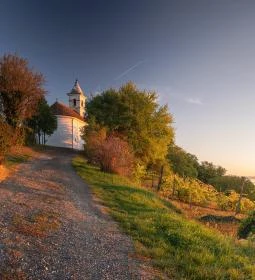 7. legjobb látnivaló: Szőlőhegyi Szentháromság Kápolna