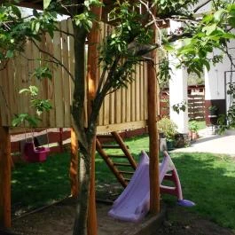 Czakó Vendégház és Nyaralóudvar Szilvásvárad - Medence/kert