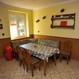 Hócza Vendégház Szilvásvárad - Vendéglátás