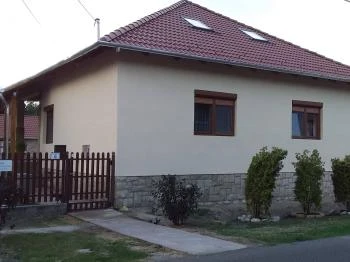 Lilla Apartmanházak Szilvásvárad