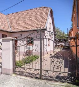 Rózsalugas Vendégház