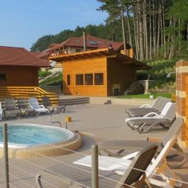 Szalajka Liget Hotel & Apartmanházak Szilvásvárad - Medence/kert