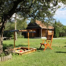 Szilvásvárad Camping & Apartman Szilvásvárad - Medence/kert