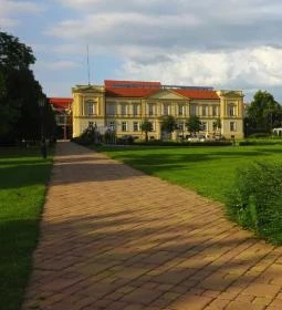 Rozárium - Magyar rózsák kertje