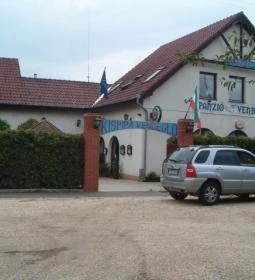 Kispipa Szállás és Étterem