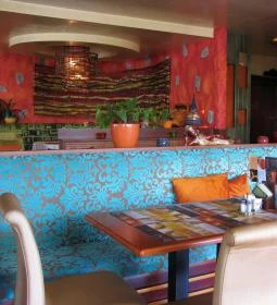 Móló Restaurant & Café