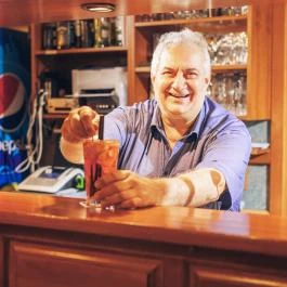 Öreg Sam Sörkert & Étterem Szombathely - Belső