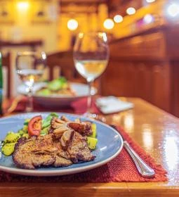 Öreg Sam Sörkert & Étterem