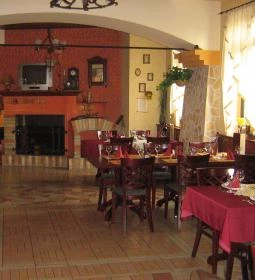 Vadász Étterem & Hotel