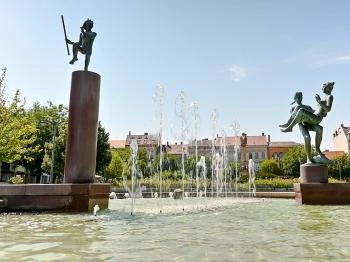 Faunok szökőkút Szombathely