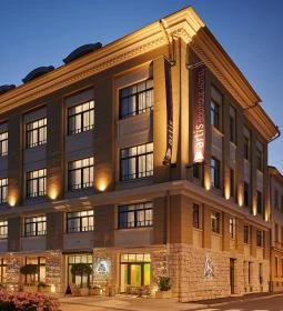 Artis Boutique Hotel