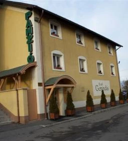 Gerendás Hotel