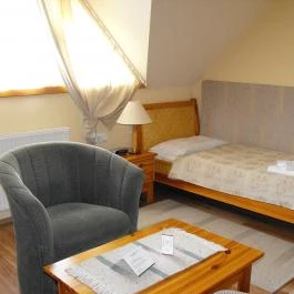 Józsi Bácsi Szállodája & Vendéglője Szombathely - Szobák