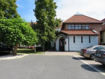 Józsi Bácsi Szállodája & Vendéglője Szombathely