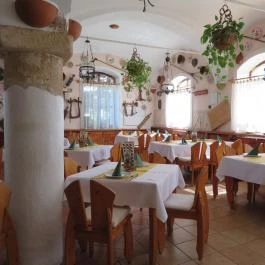 Józsi Bácsi Szállodája & Vendéglője Szombathely - Vendéglátás