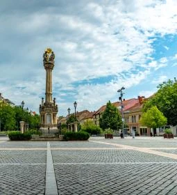 6. legjobb látnivaló: Szentháromság-szobor