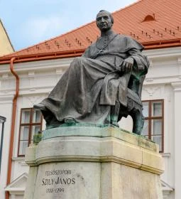 14. legjobb látnivaló: Szily János szobor