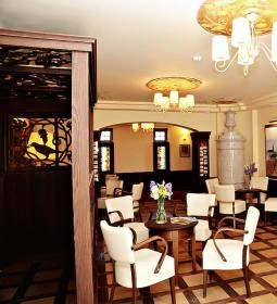 Oroszlános Borhotel