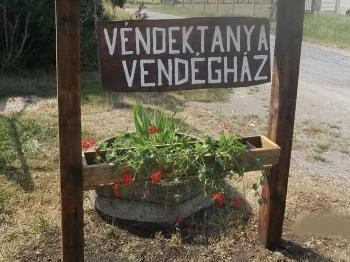 Véndek Tanya Tapolca