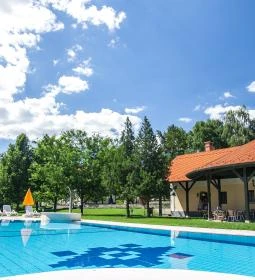 gróf Degenfeld Kastélyszálló