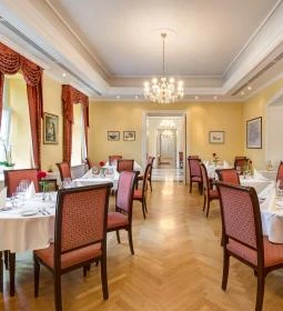 gróf Degenfeld Kastélyszálló