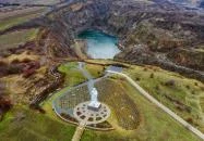 Tarcal - Áldó Krisztus szobor