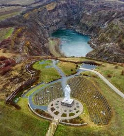 Áldó Krisztus szobor