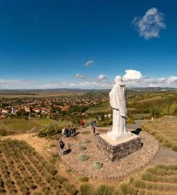 Áldó Krisztus szobor