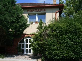 Fontana Vendégház Tát