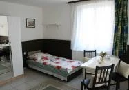 Fontana Vendégház Tát